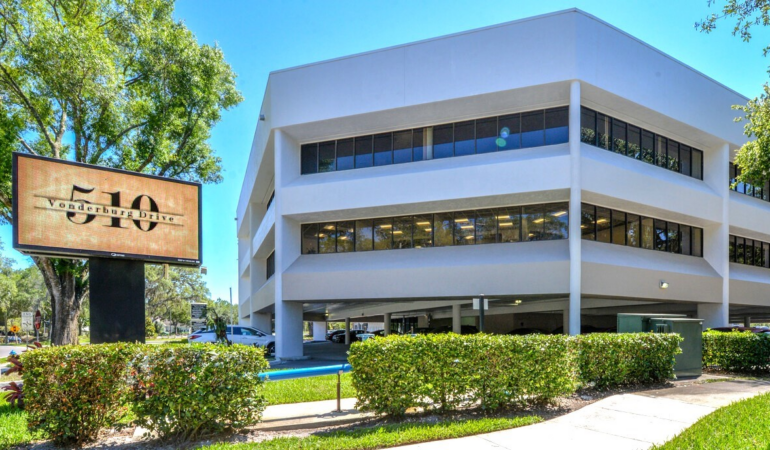 Exterior of Brandon FL mental health counseling office building on Vonderburg Dr